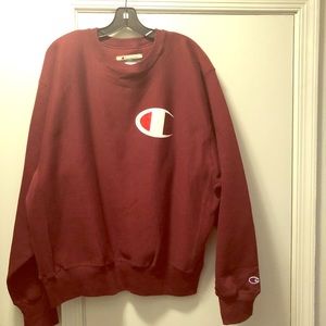 Sweatshirt